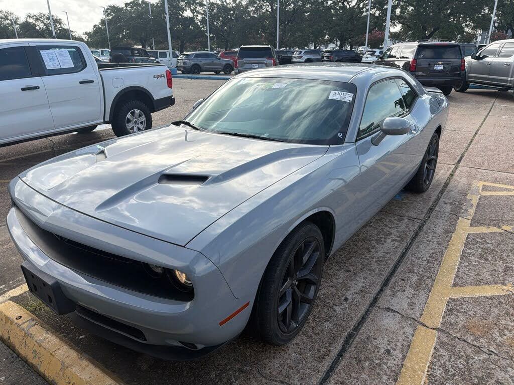 2022 DODGE Challenger