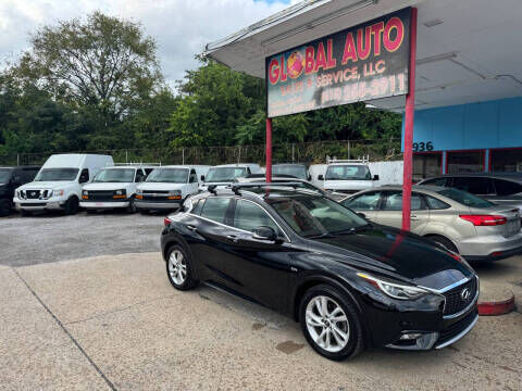 2017 INFINITI QX30