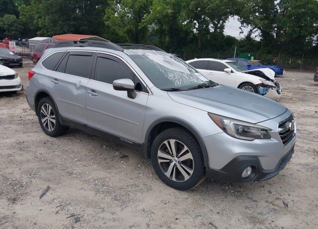 2018 SUBARU Outback