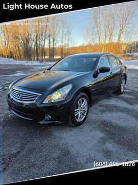 2015 INFINITI Q40