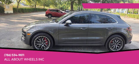 2015 PORSCHE Macan