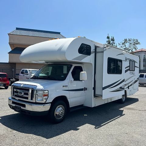 2013 FORD E-450