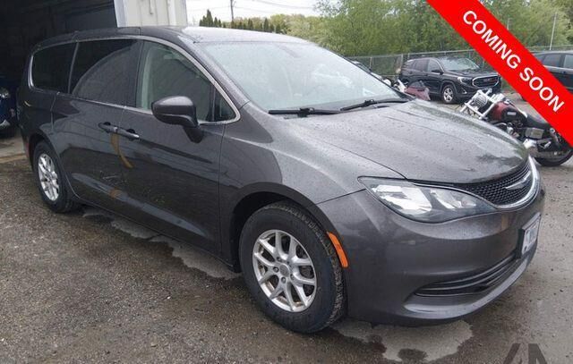 2020 CHRYSLER Voyager