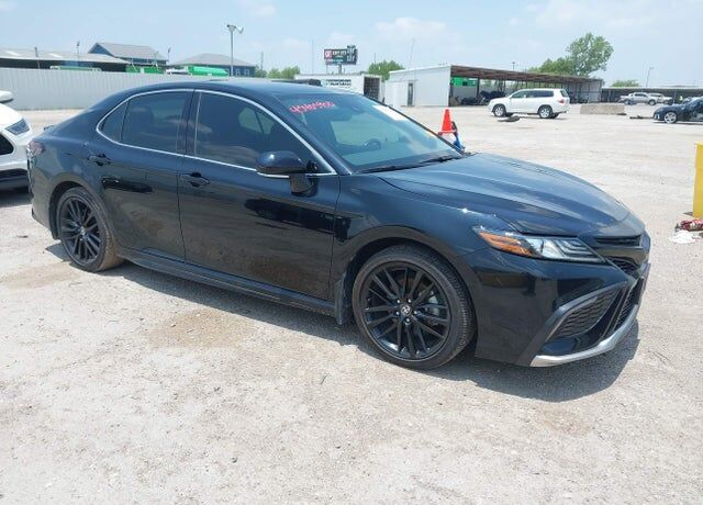 2024 TOYOTA Camry