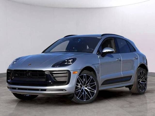 2026 PORSCHE Macan