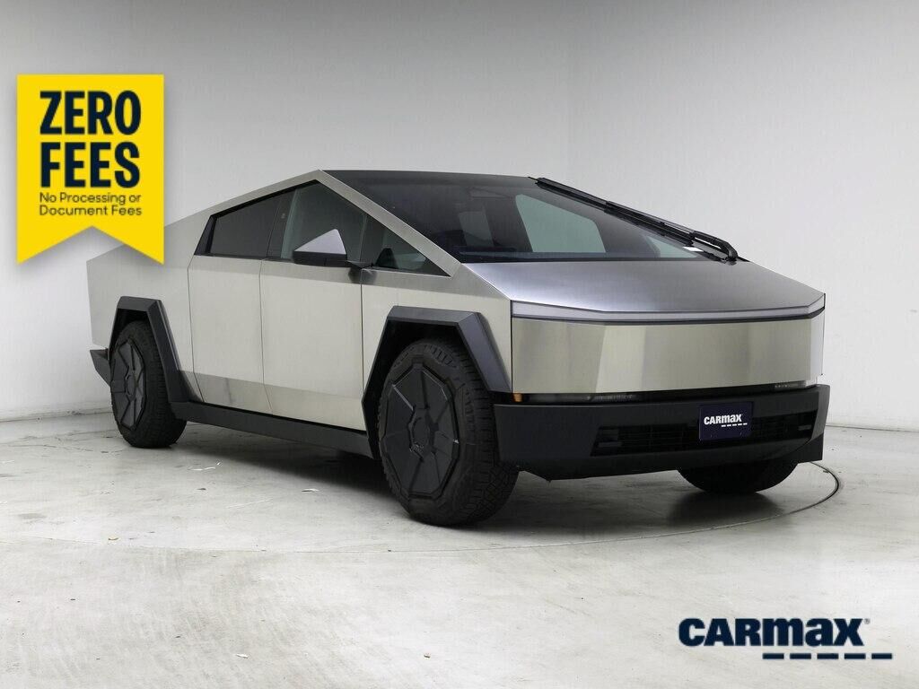 2024 TESLA Cybertruck