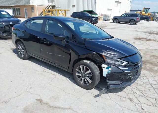 2025 NISSAN Versa