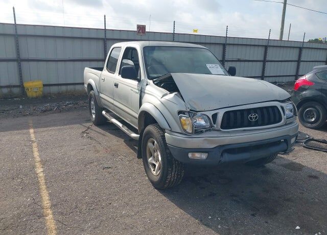 2004 TOYOTA Tacoma