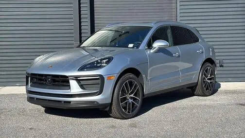2026 PORSCHE Macan