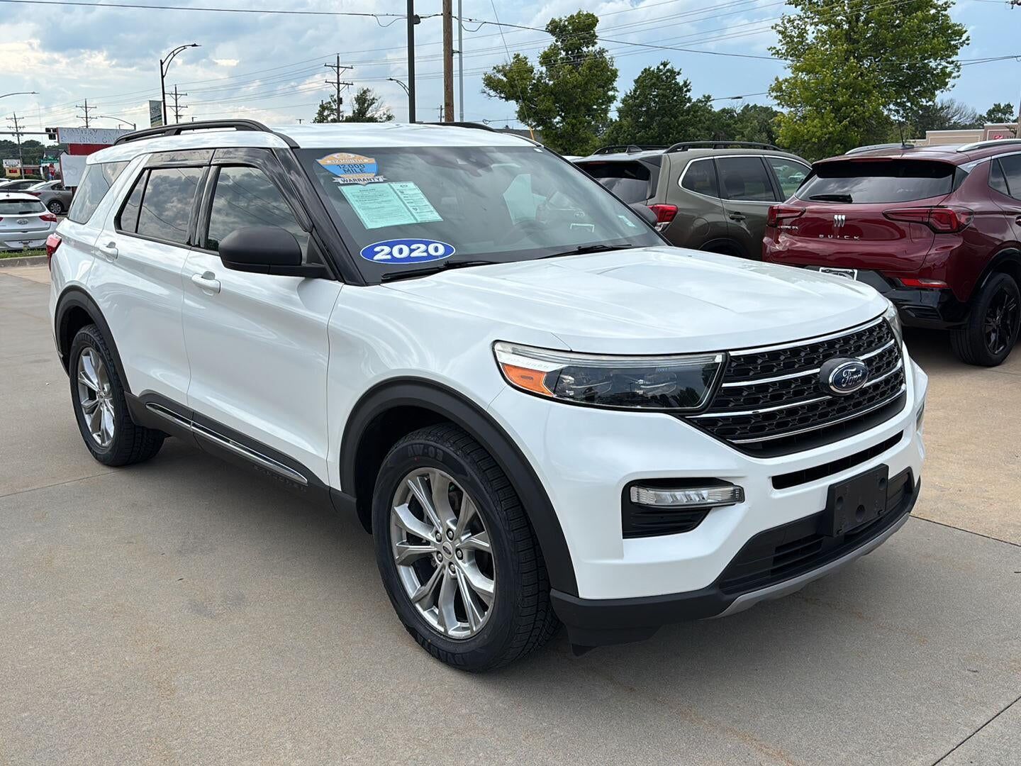 2020 FORD Explorer