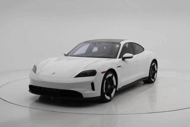 2025 PORSCHE Taycan