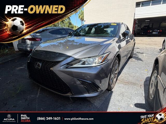 2020 LEXUS ES