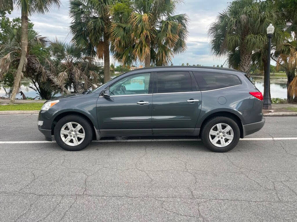 2011 CHEVROLET Traverse