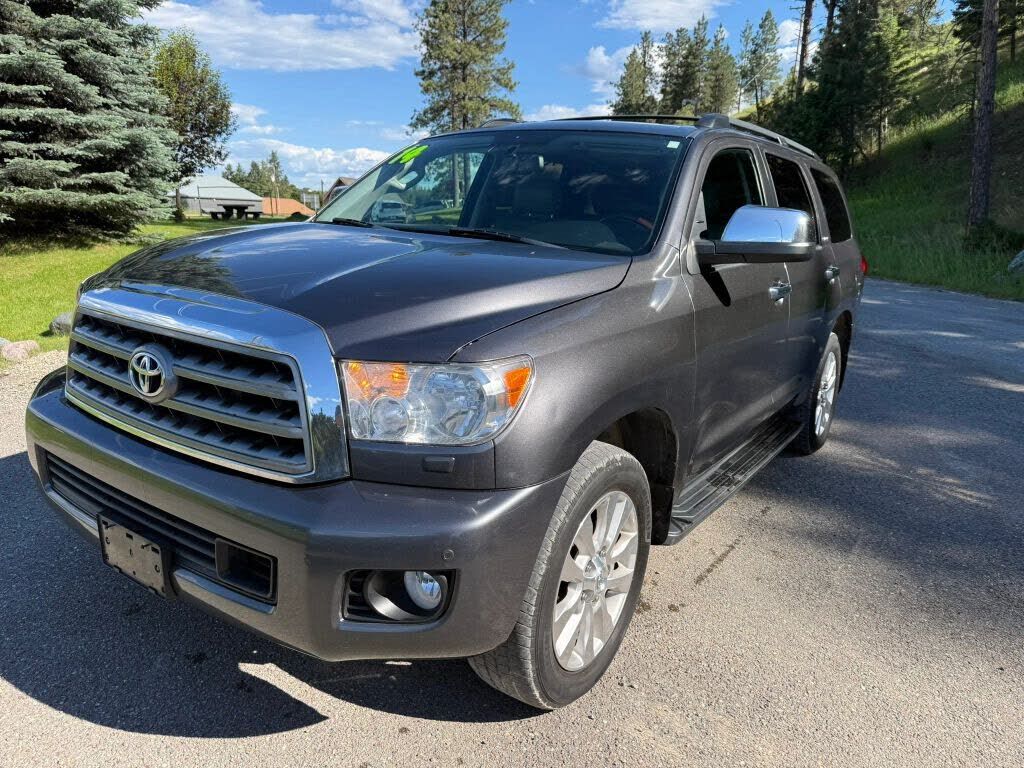 2014 TOYOTA Sequoia