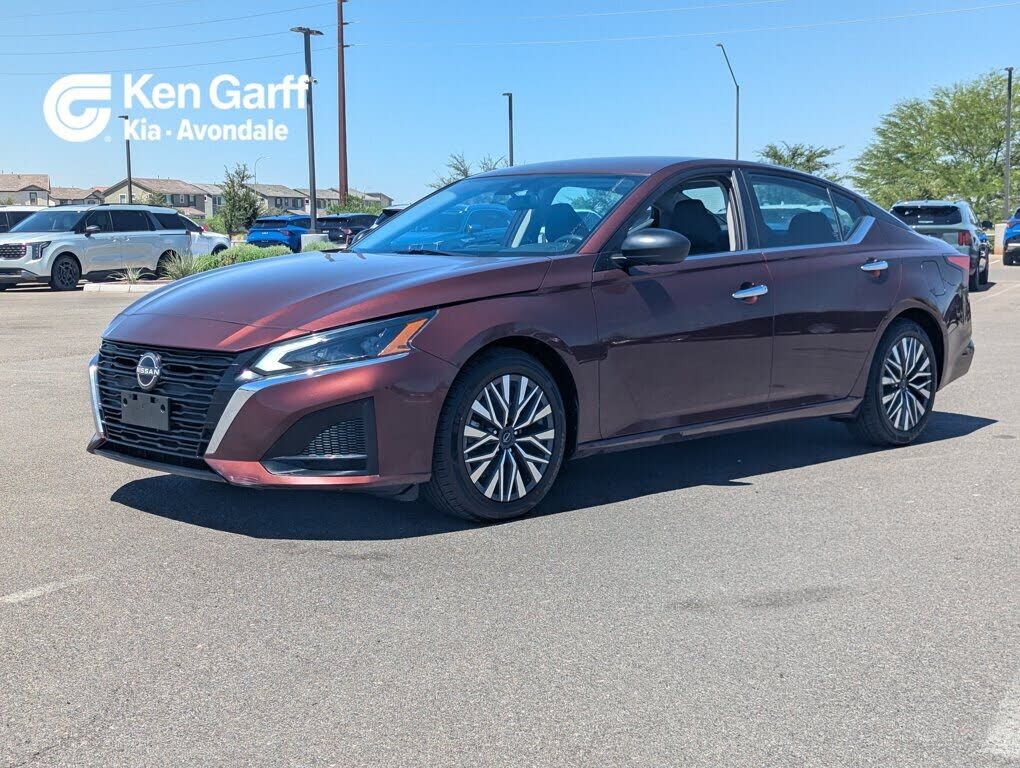 2024 NISSAN Altima