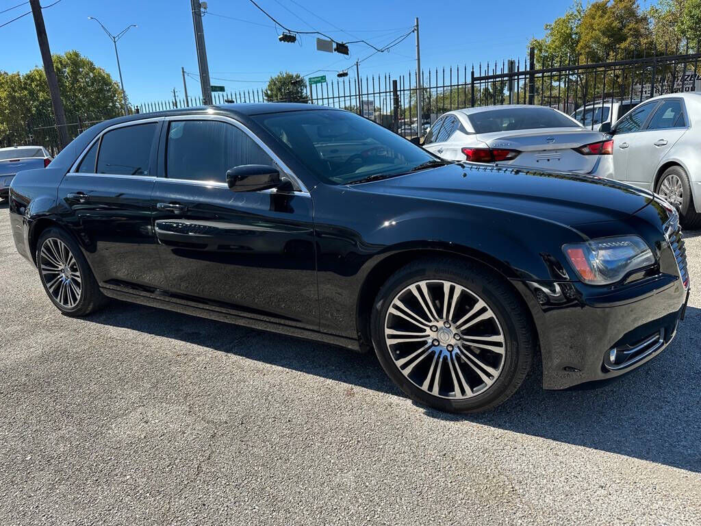 2012 CHRYSLER 300