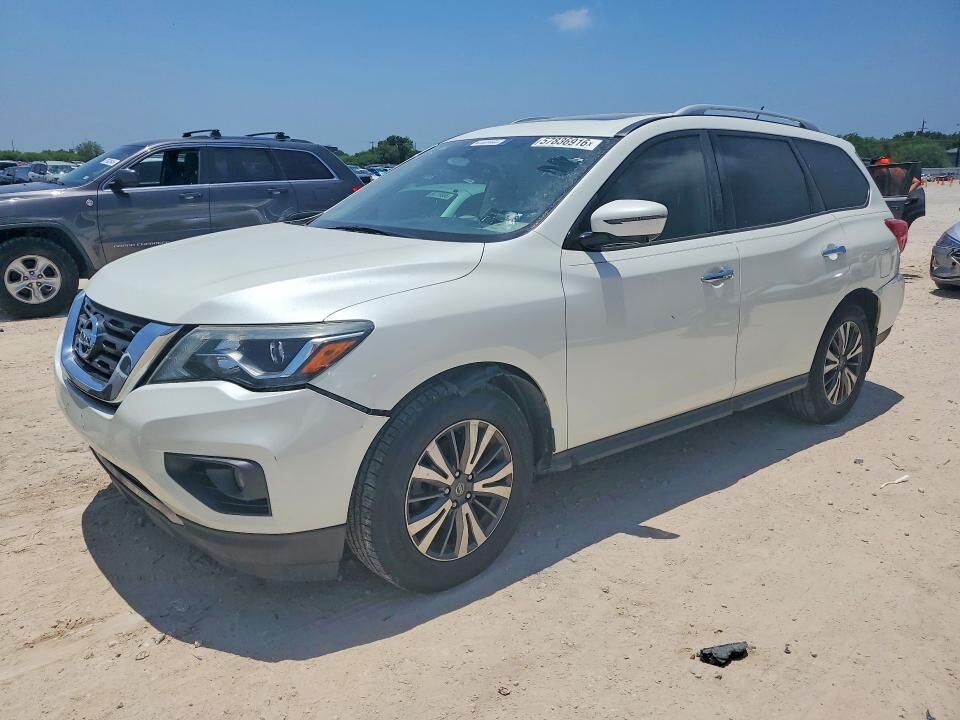 2017 NISSAN Pathfinder