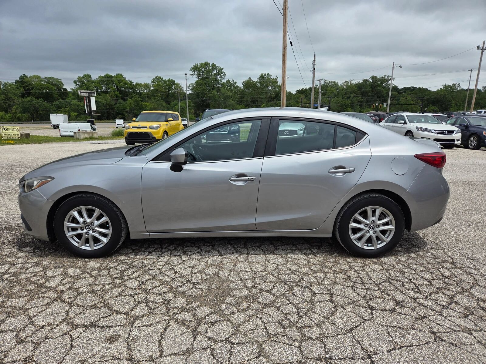 2014 MAZDA Mazda3
