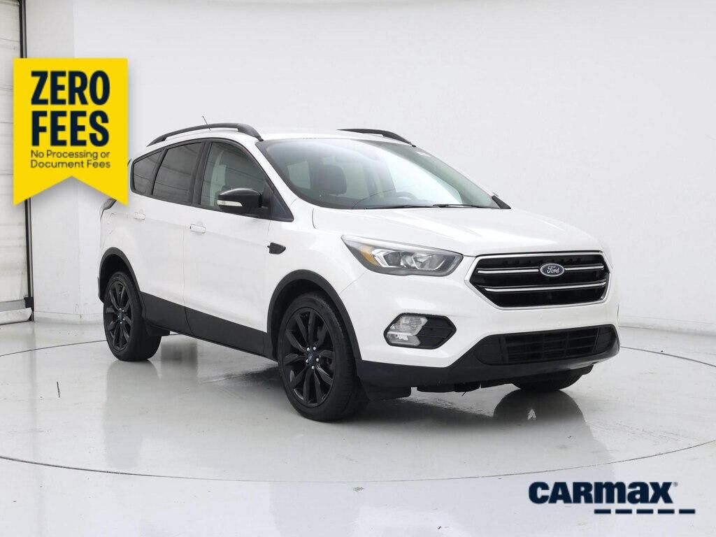 2017 FORD Escape