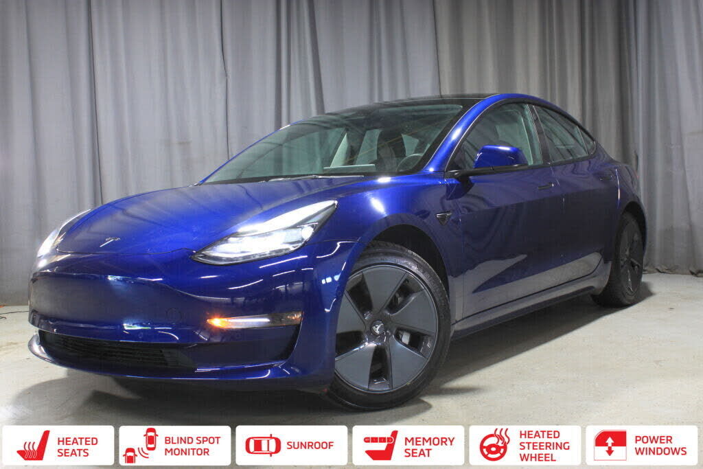 2022 TESLA Model 3