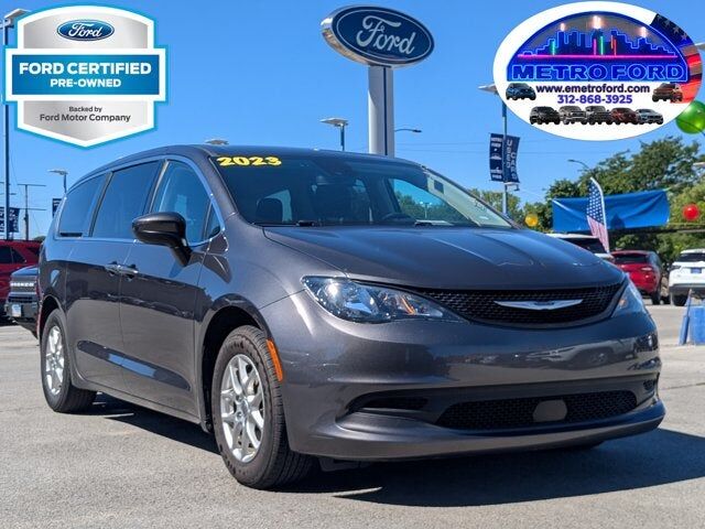2023 CHRYSLER Voyager