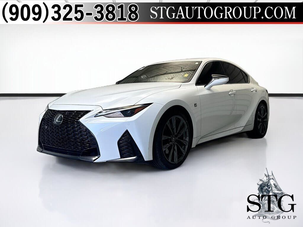 2023 LEXUS IS