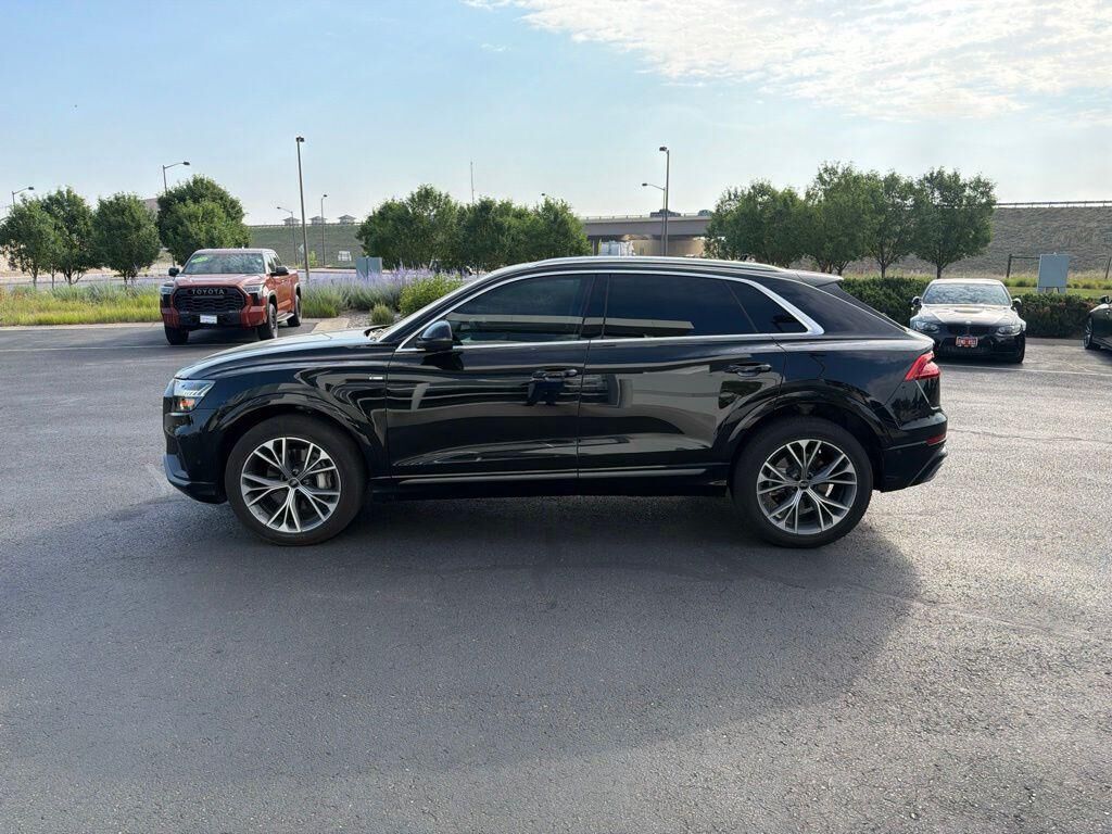 2023 Audi Q8