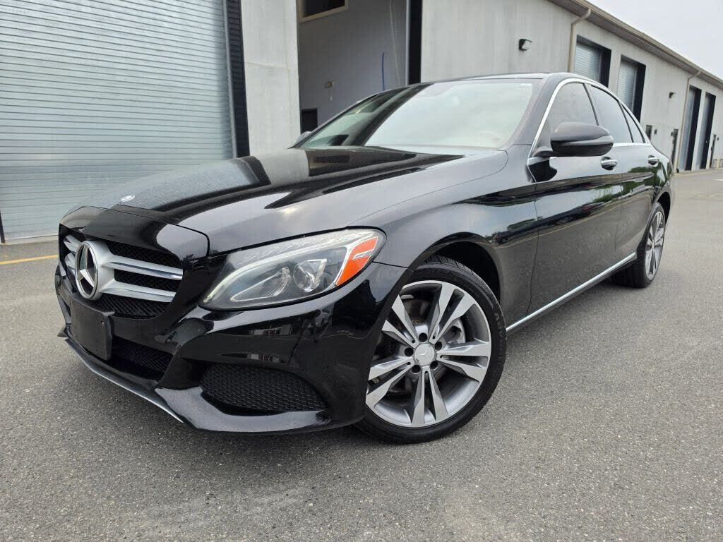 2016 MERCEDES-BENZ C-Class