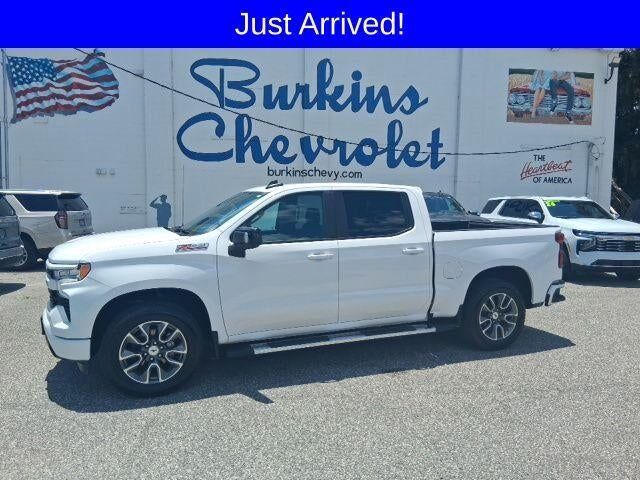 2025 CHEVROLET Silverado
