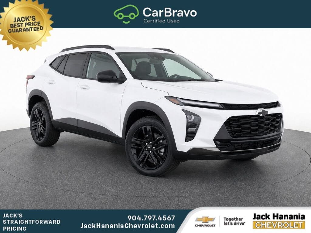 2025 CHEVROLET Trax
