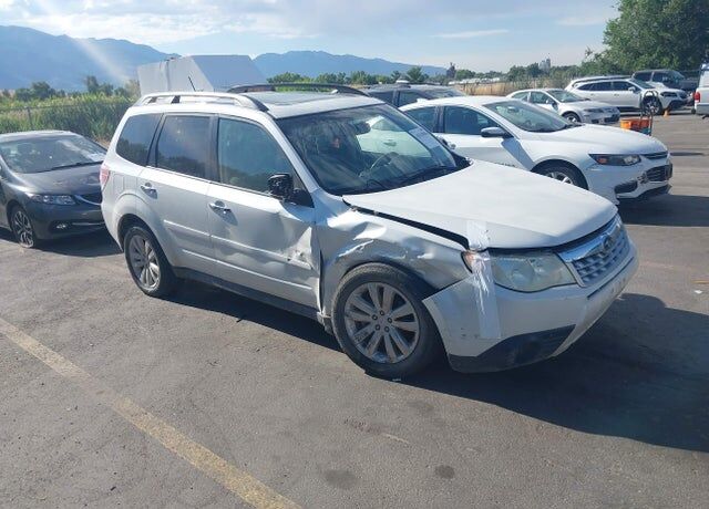 2011 SUBARU Forester