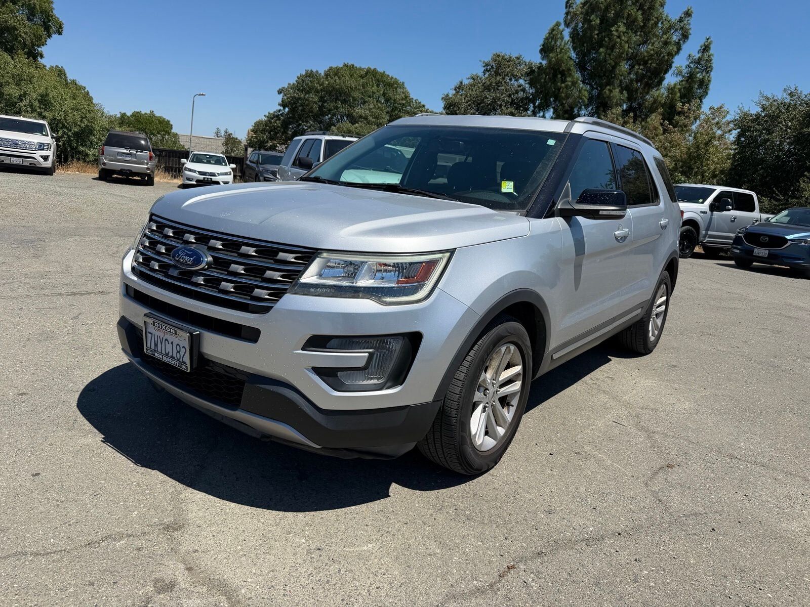 2017 FORD Explorer
