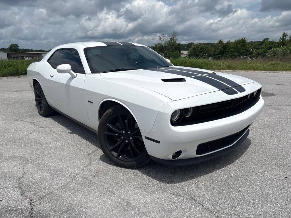 2016 DODGE Challenger