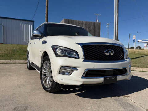 2016 INFINITI QX80