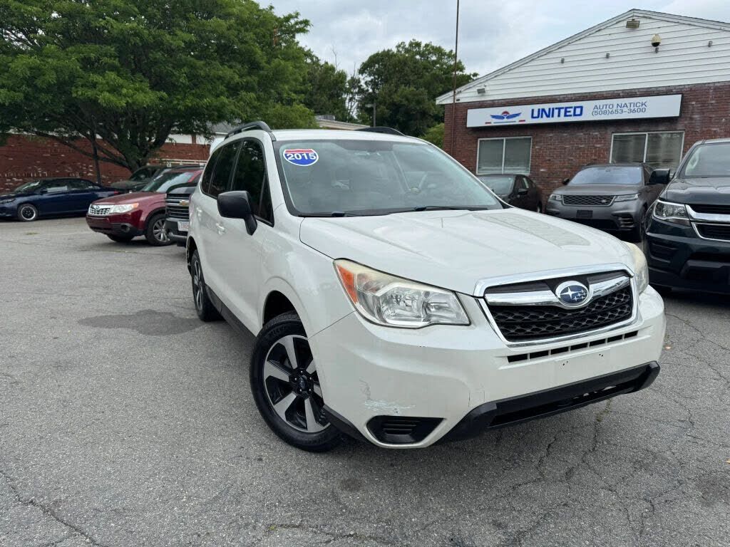 2015 SUBARU Forester