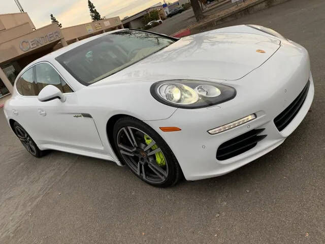 2015 PORSCHE Panamera