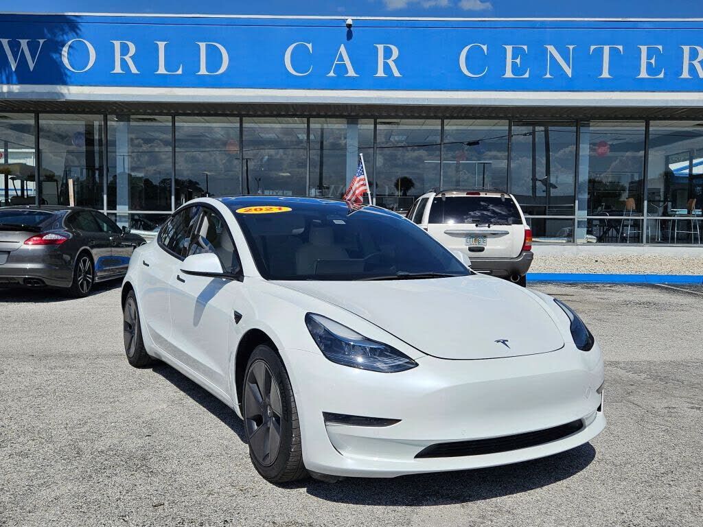 2021 TESLA Model 3