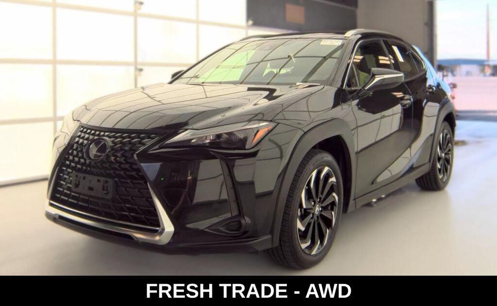 2023 LEXUS UX