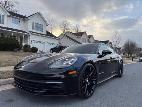 2017 PORSCHE Panamera