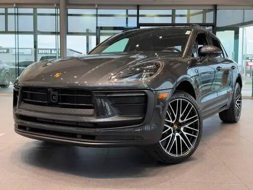 2026 PORSCHE Macan