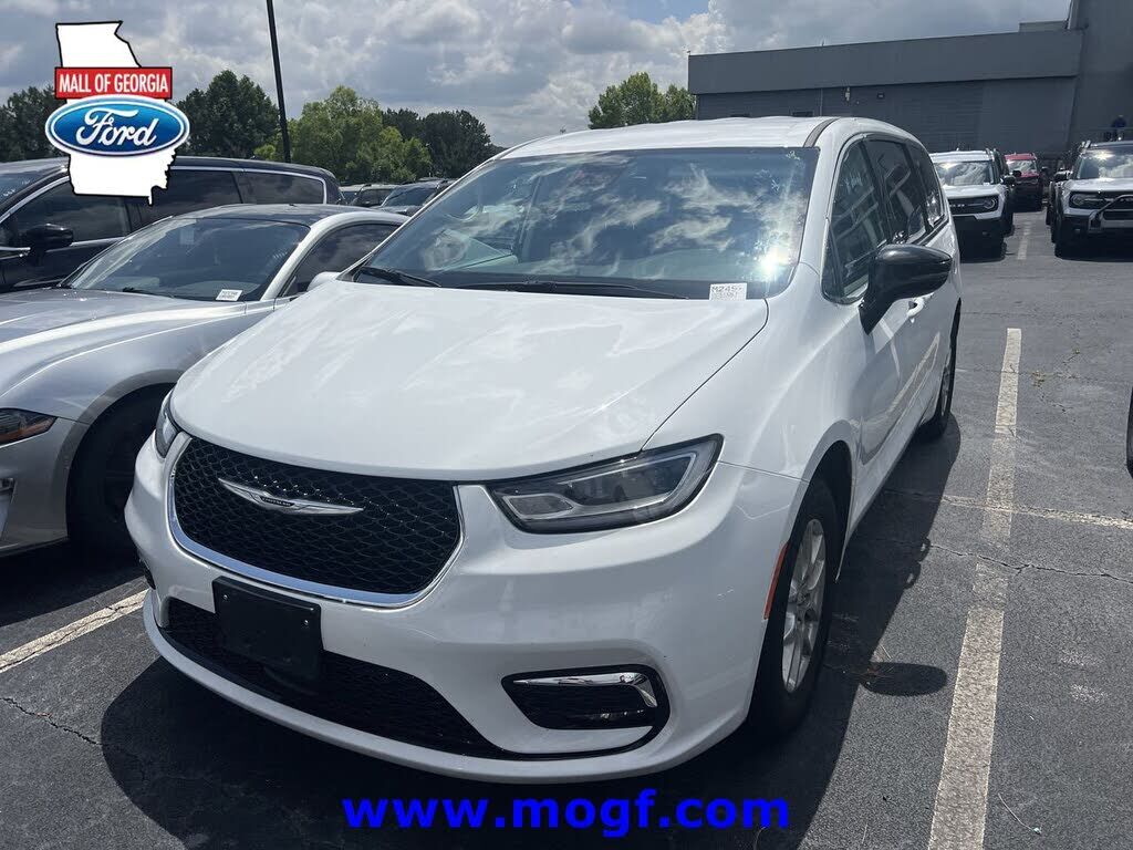 2024 CHRYSLER Pacifica
