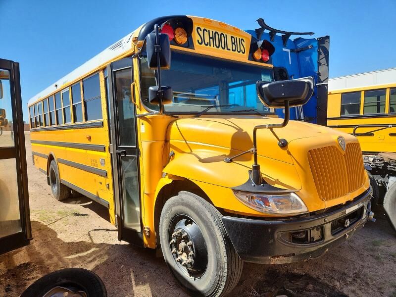 2015 IC BUS PB105