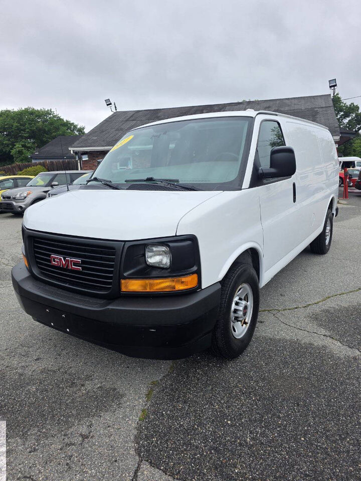 2017 GMC Savana