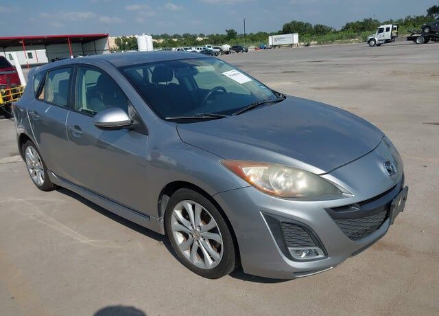 2011 MAZDA Mazda3