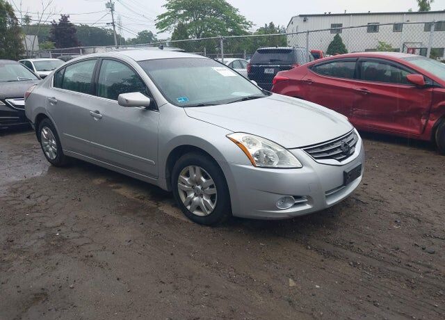 2011 NISSAN Altima