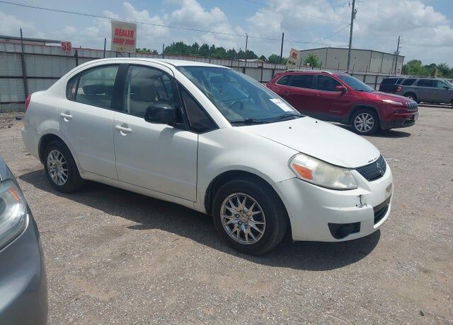 2011 SUZUKI SX4