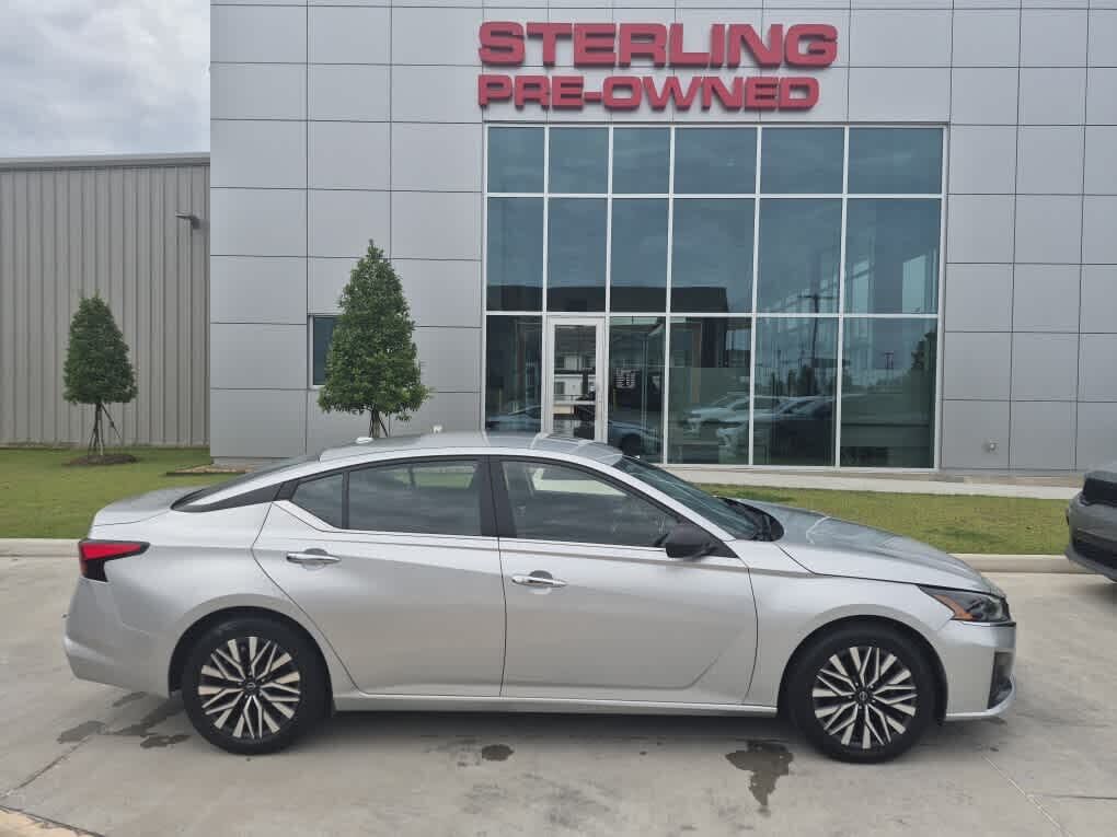 2024 NISSAN Altima