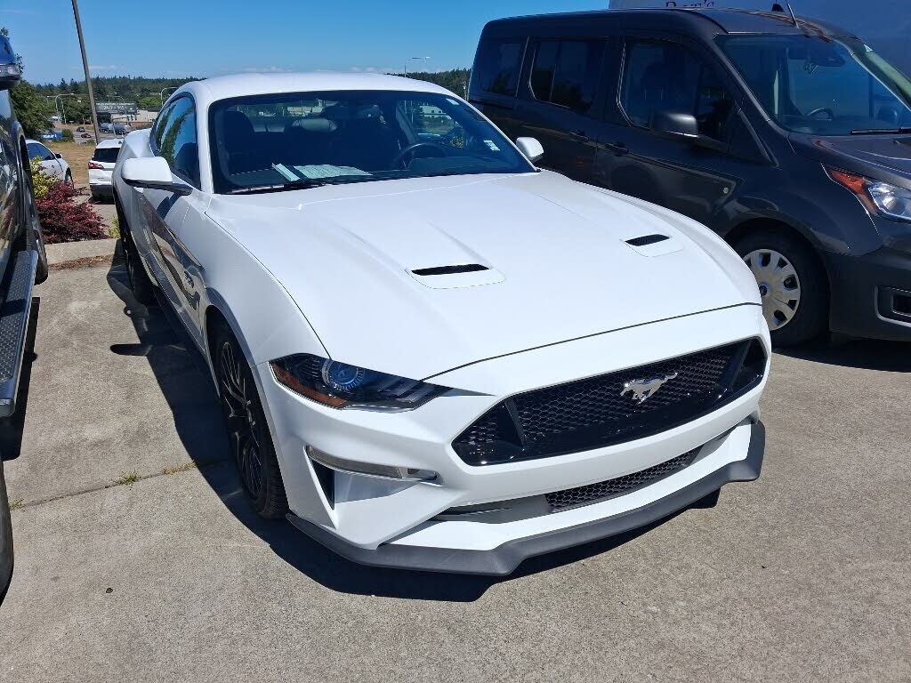 2019 FORD Mustang