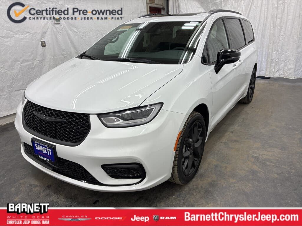 2024 CHRYSLER Pacifica