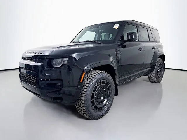 2026 LAND ROVER Defender